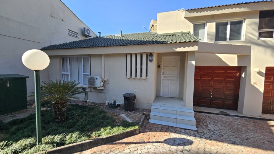 4 Bedroom Property for Sale in Kosmos North West
